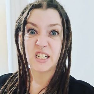 Meet your Posher, Deanna